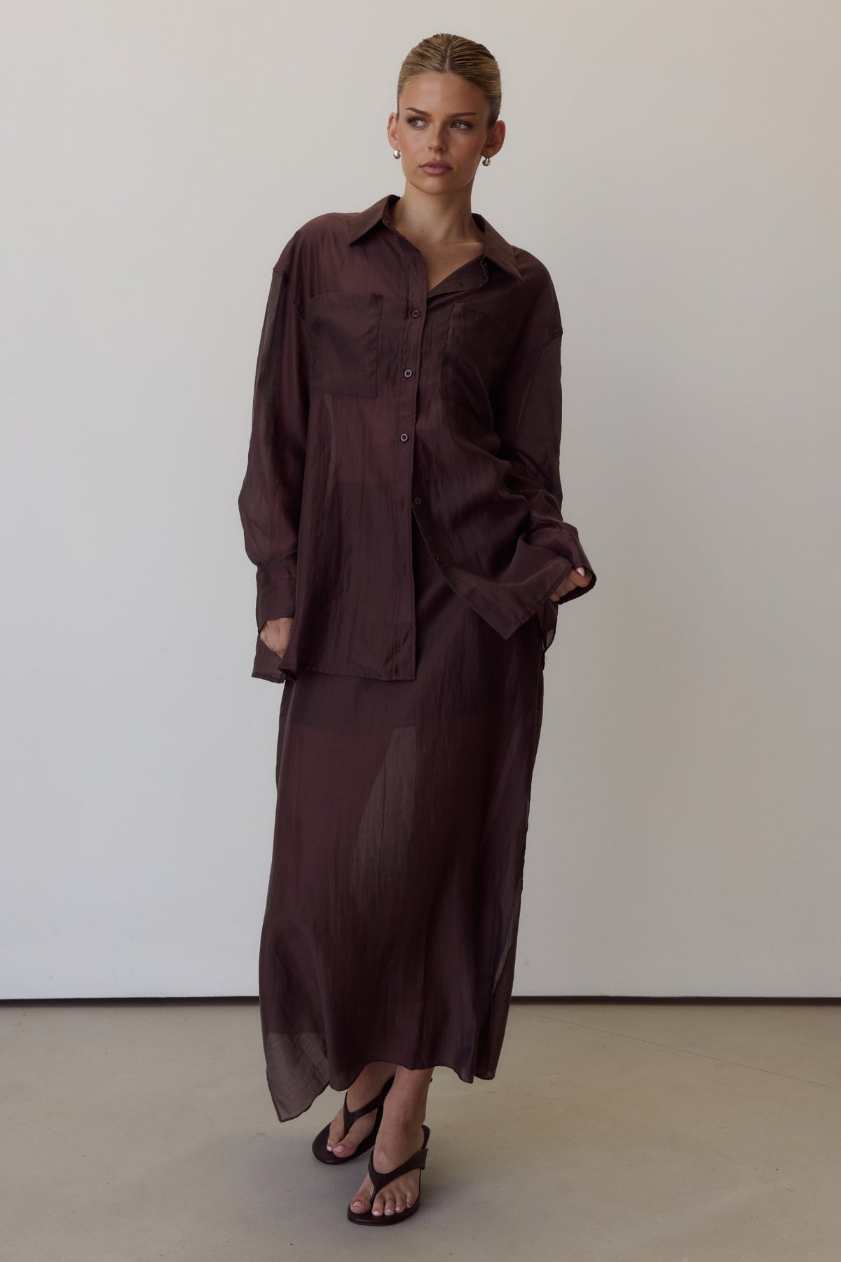 Wynn Sheer Shirt (Chocolate)