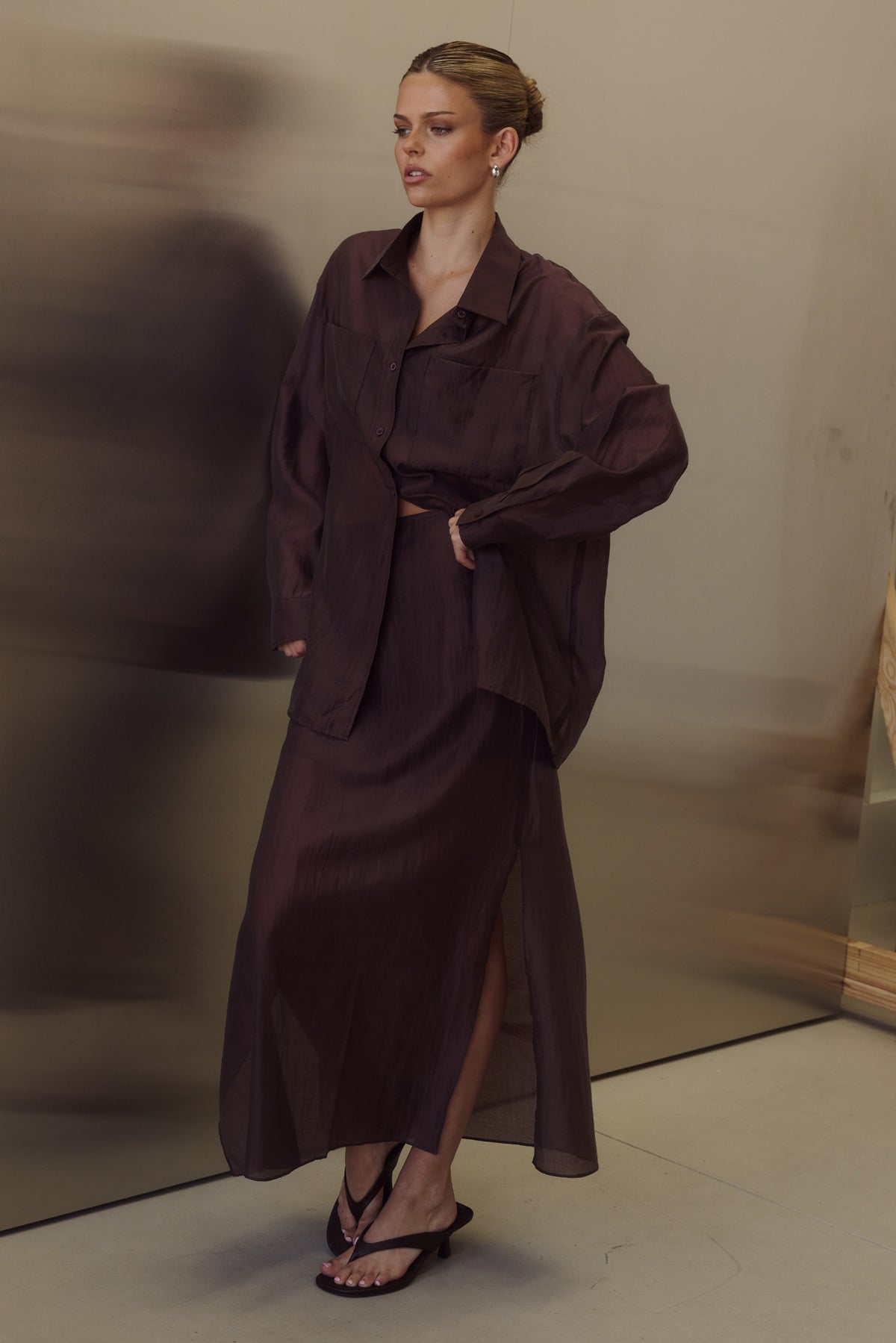 Wynn Sheer Shirt (Chocolate)