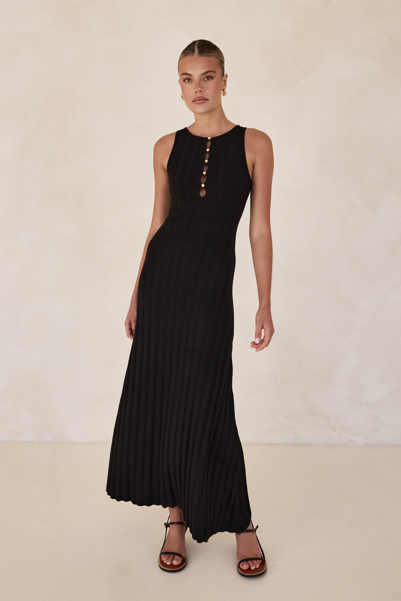 Corina Knit Maxi Dress (Black)