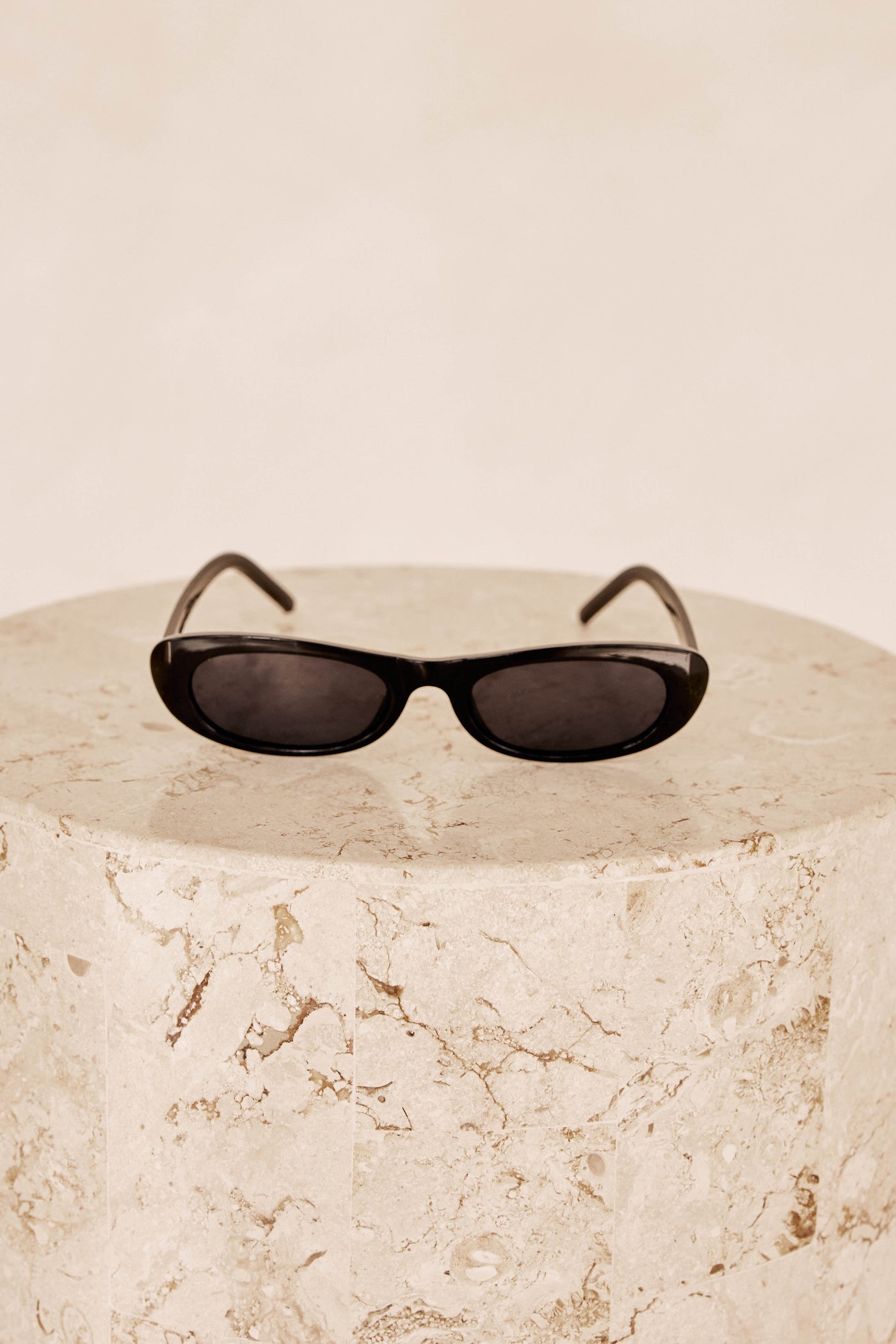 Codi Sunglasses (Black)