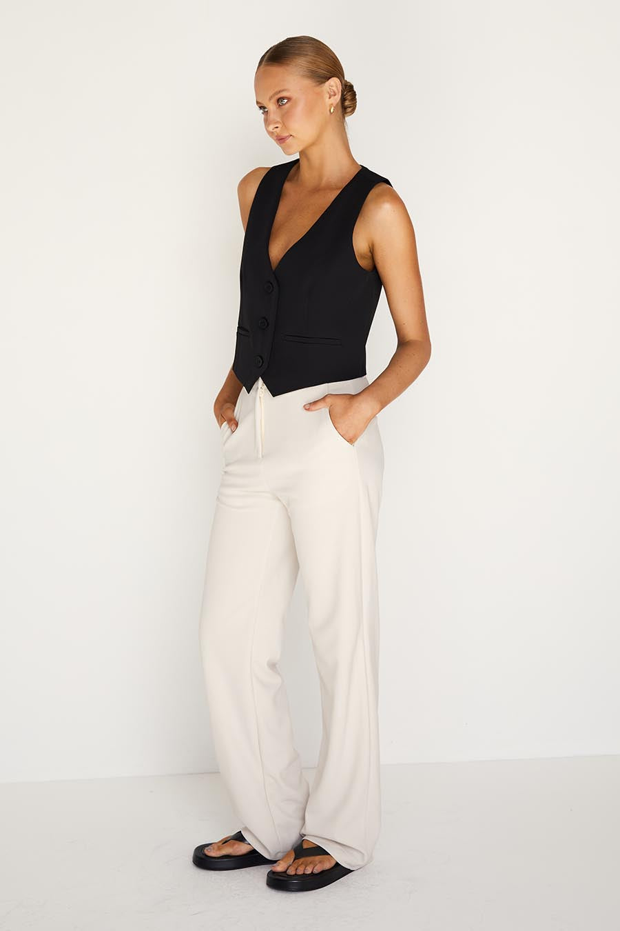 Freya Vest (Black)