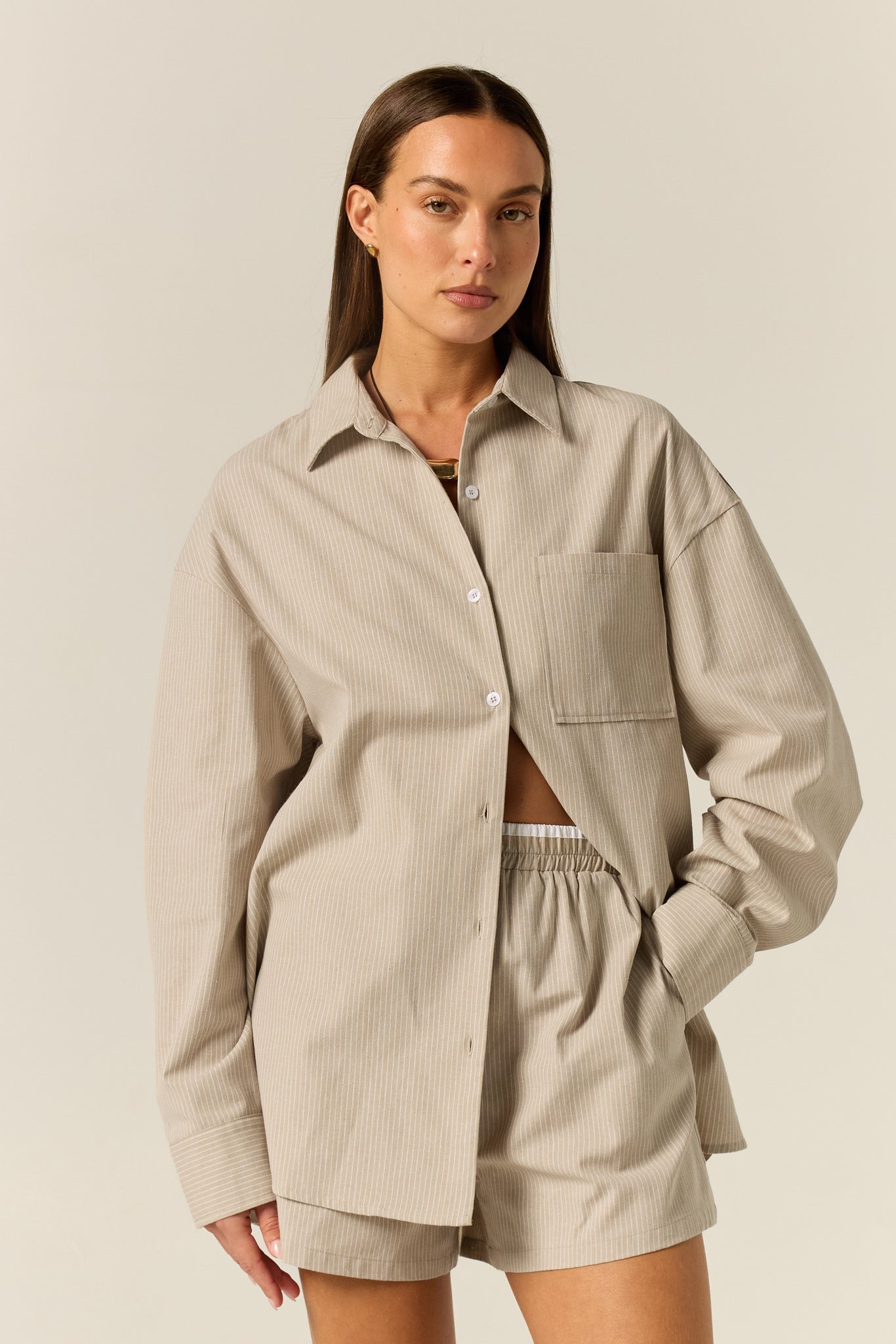 Miller Short (Sand Pinstripe)