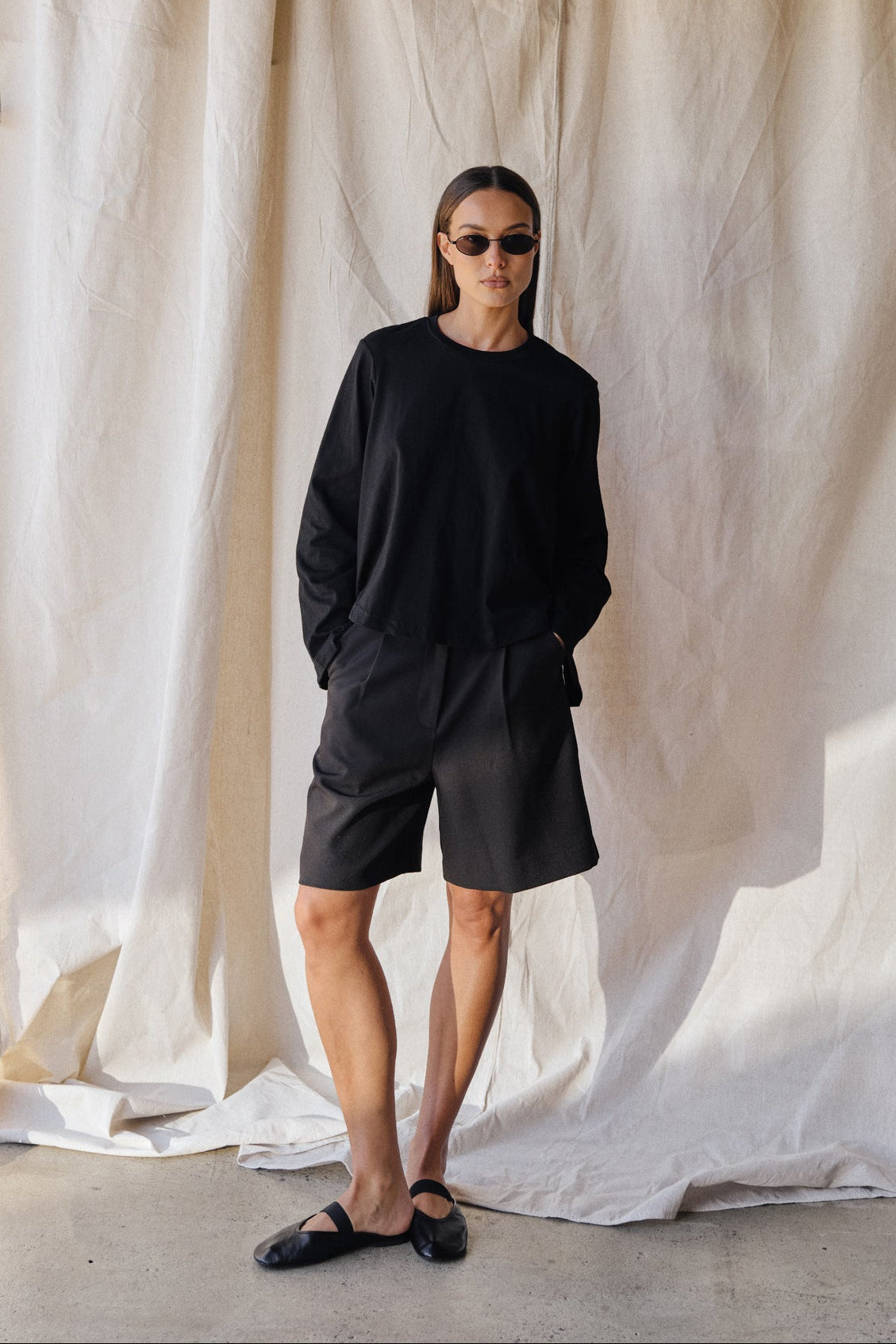 Cameron Tailored Bermuda Short (Black)