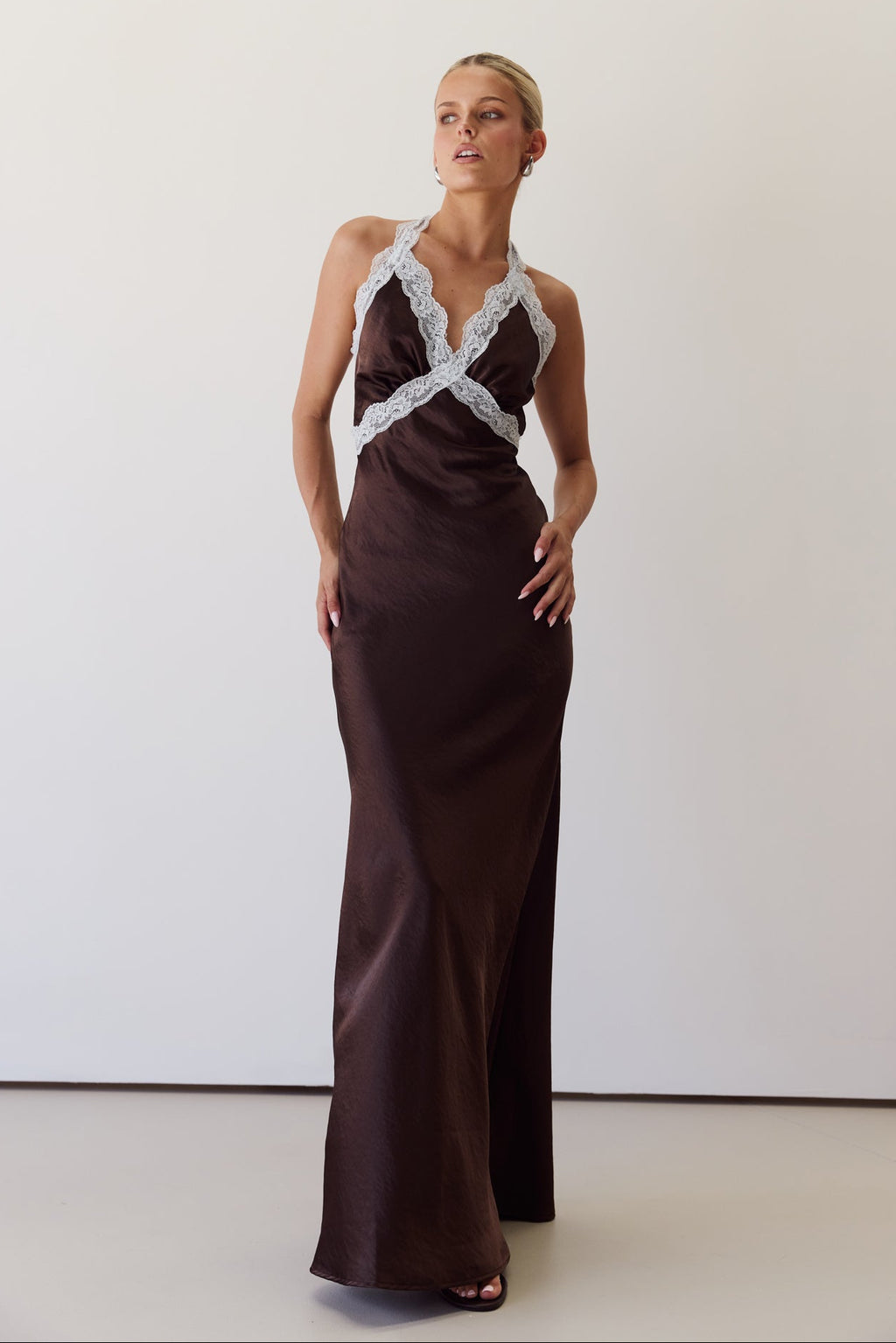 Tonya Maxi Dress (Chocolate)