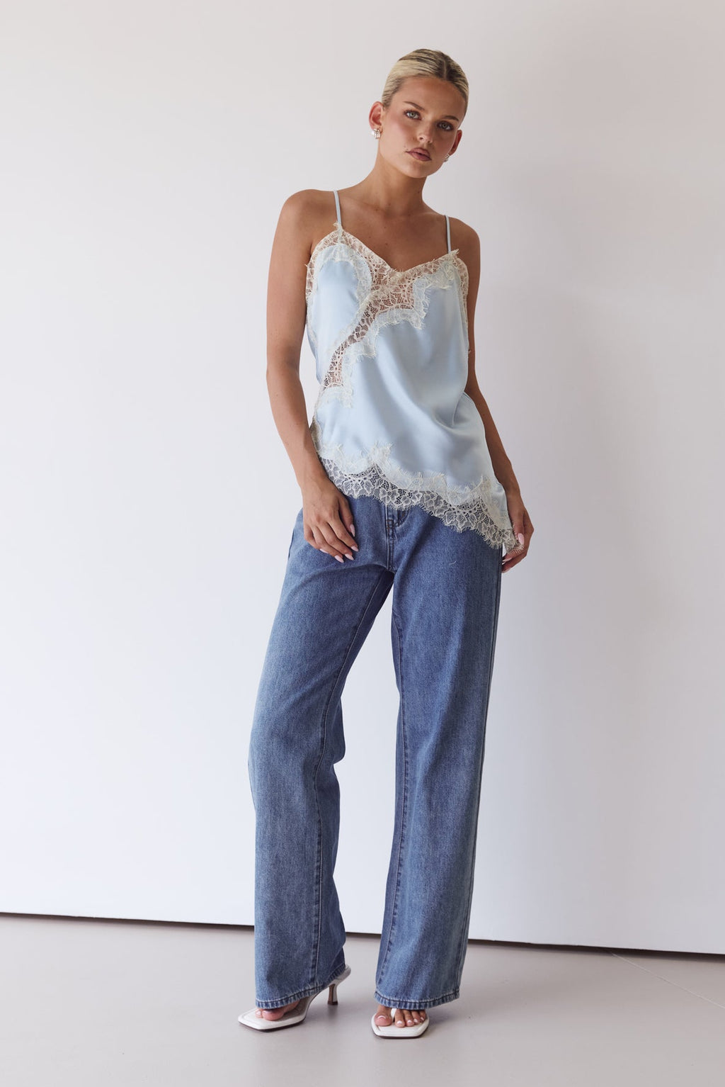 Dua Lace Top (Ice Blue)