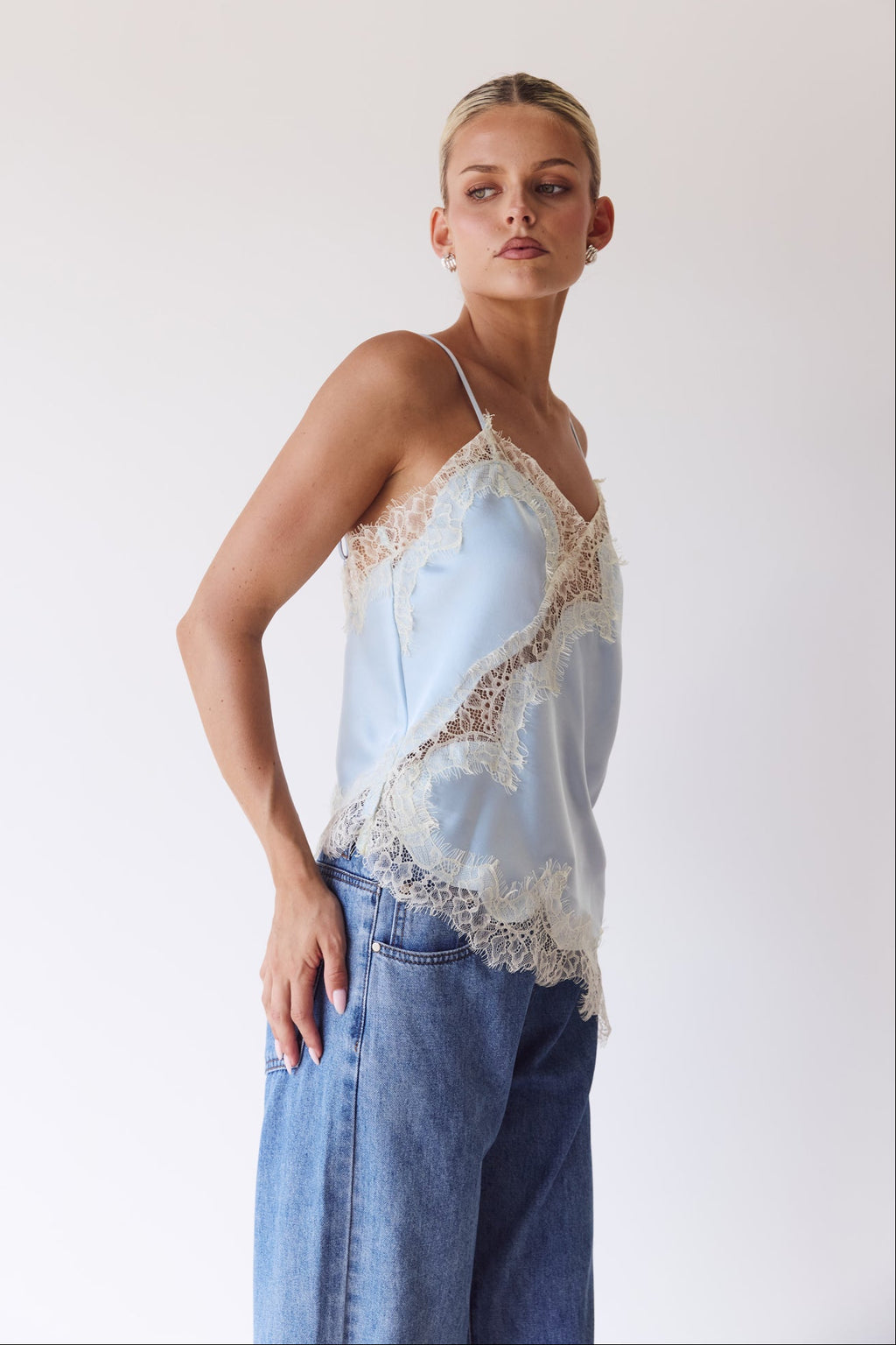 Dua Lace Top (Ice Blue)