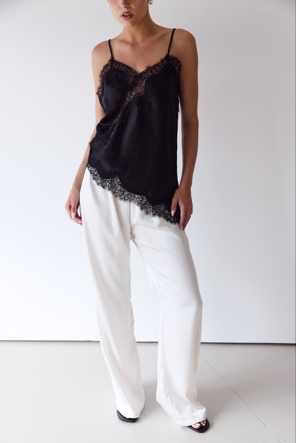 Dua Lace Top (Black)