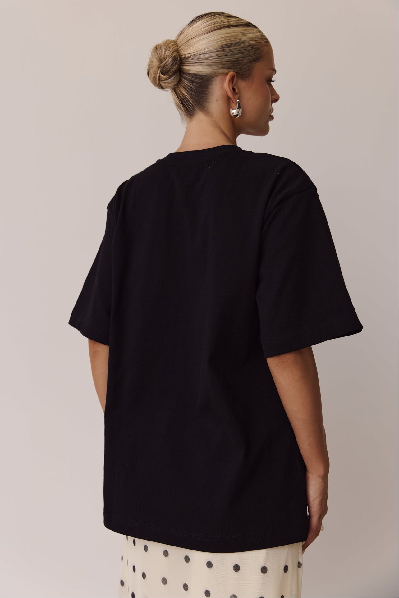 Reese Boyfriend Tee (Black)