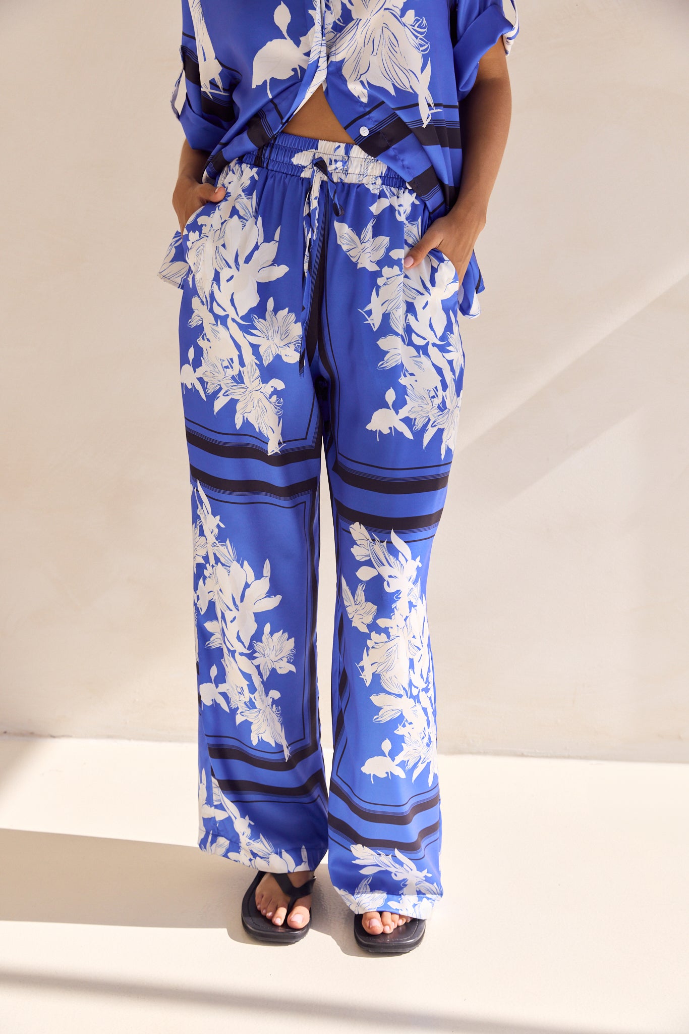 Aria Pant (Cobalt Blue)