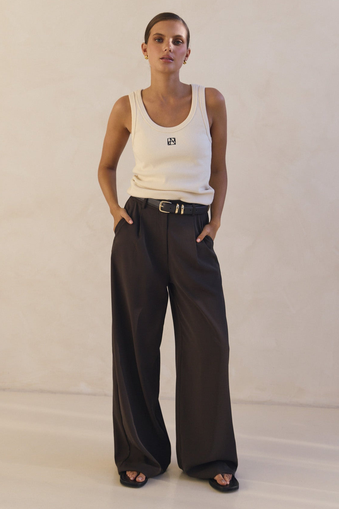 Bermuda Tailored Pant (Chocolate)