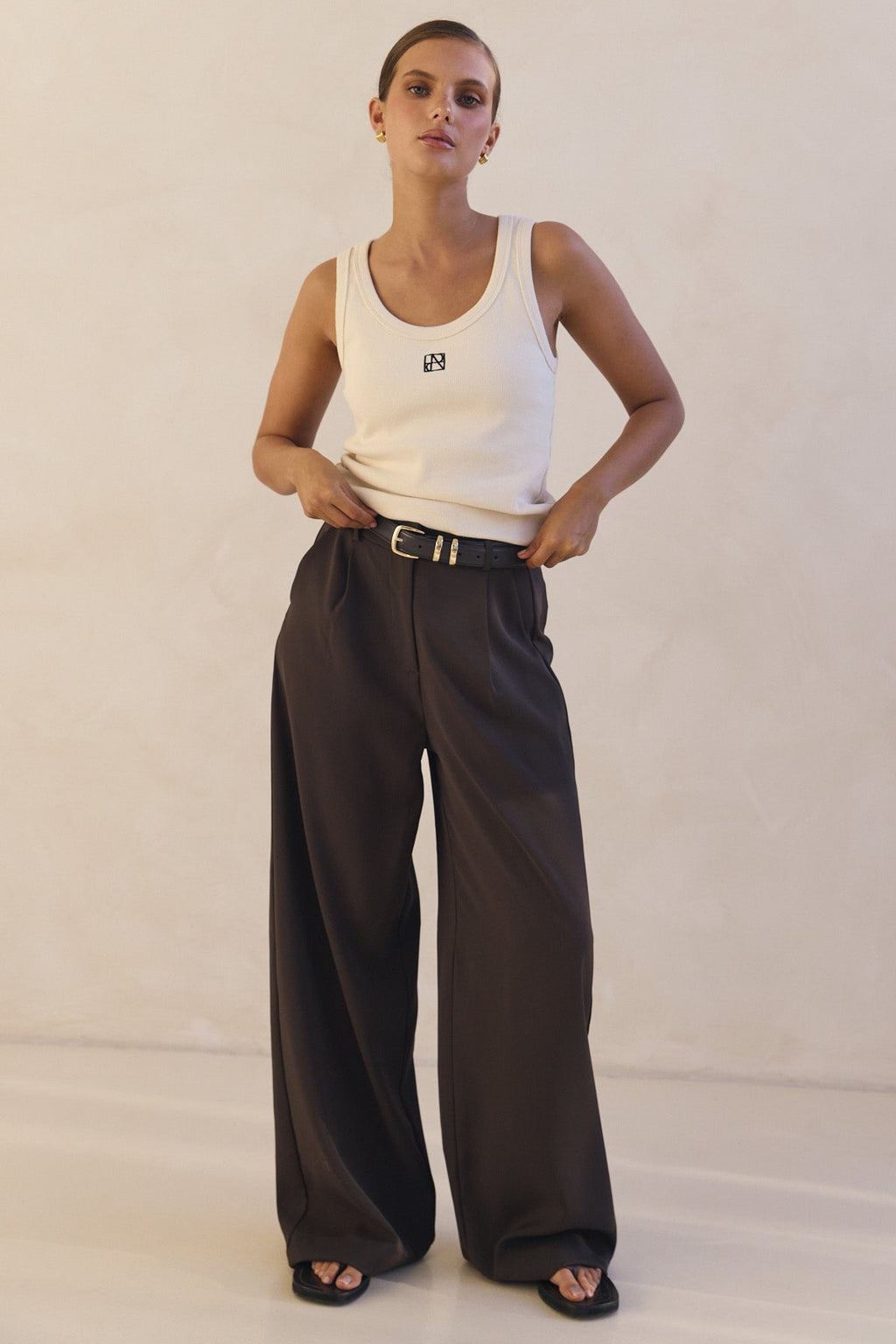 Bermuda Tailored Pant (Chocolate)