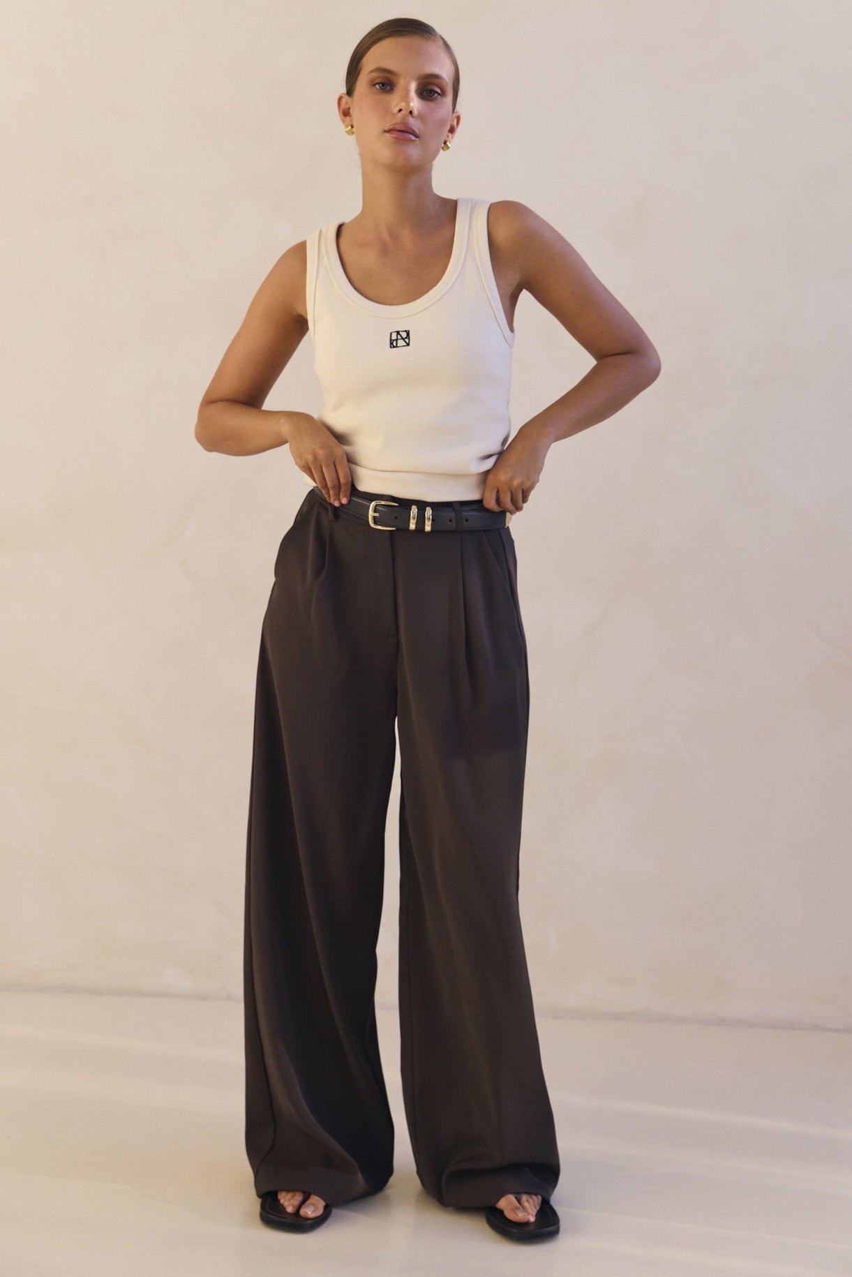 Bermuda Tailored Pant (Chocolate)