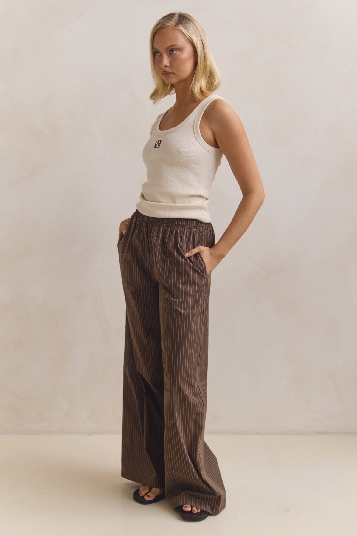 Stevie Pant (Chocolate)
