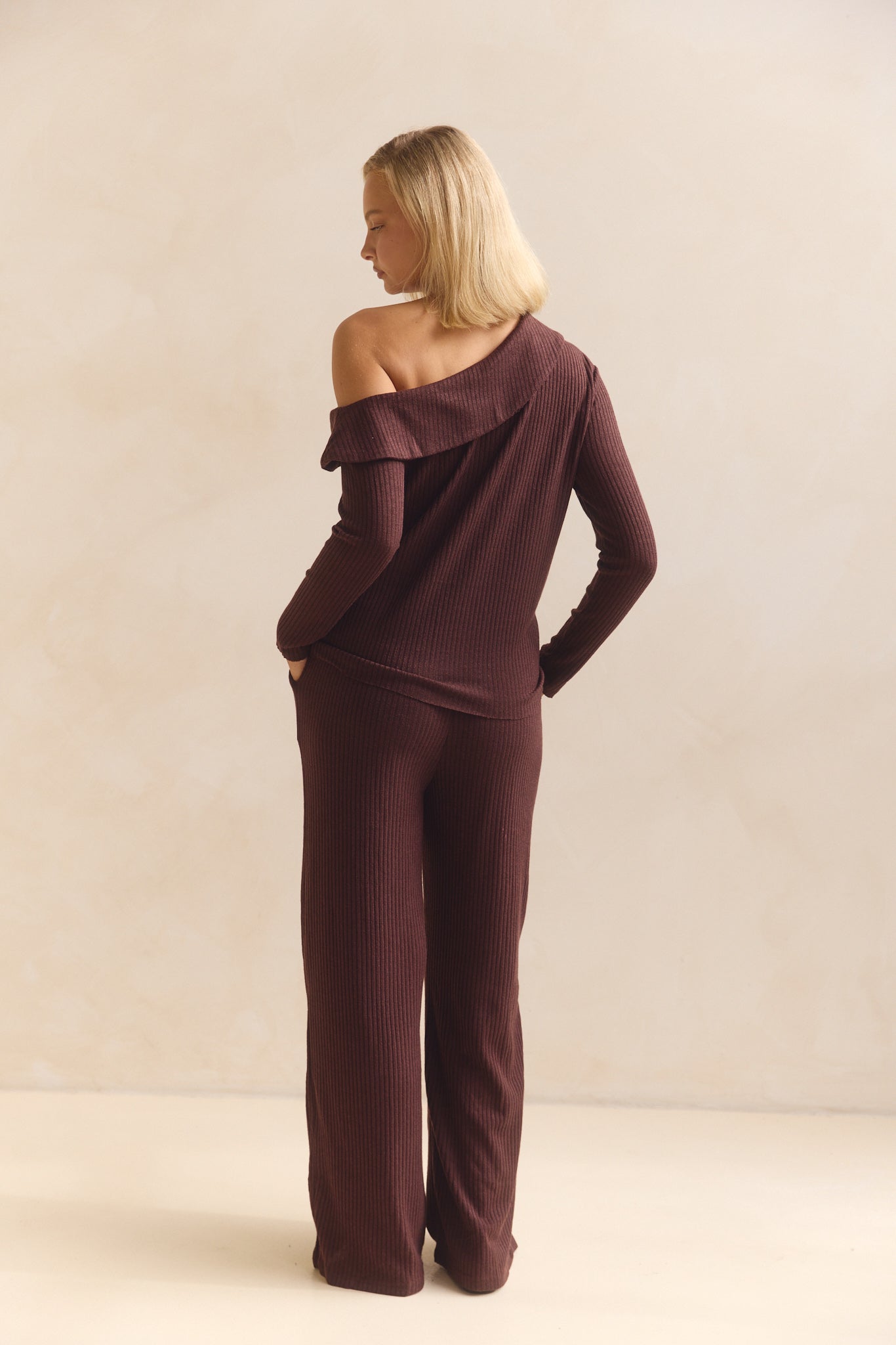 Ellie Knit Set (Chocolate)