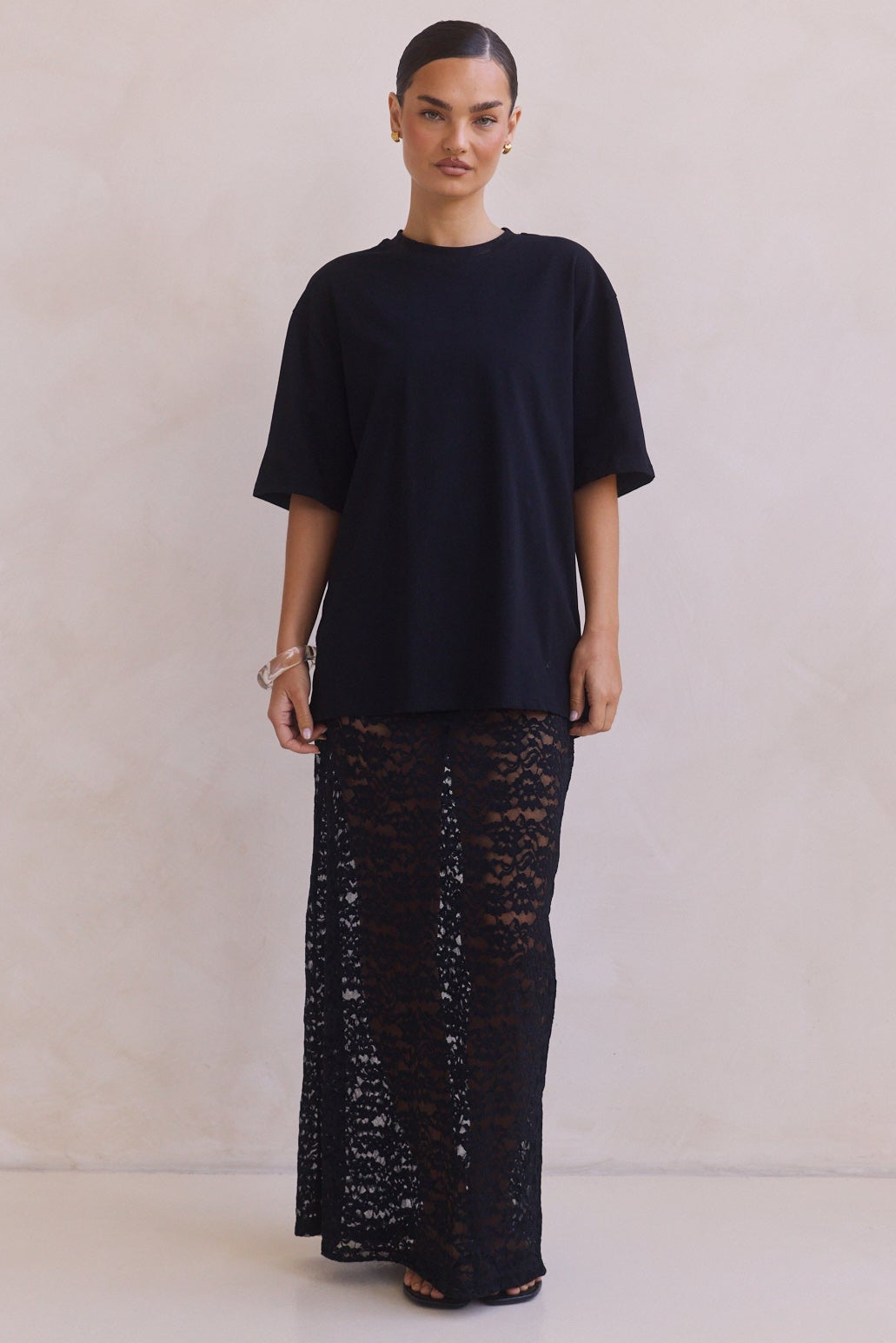 Reina Tee (Black)