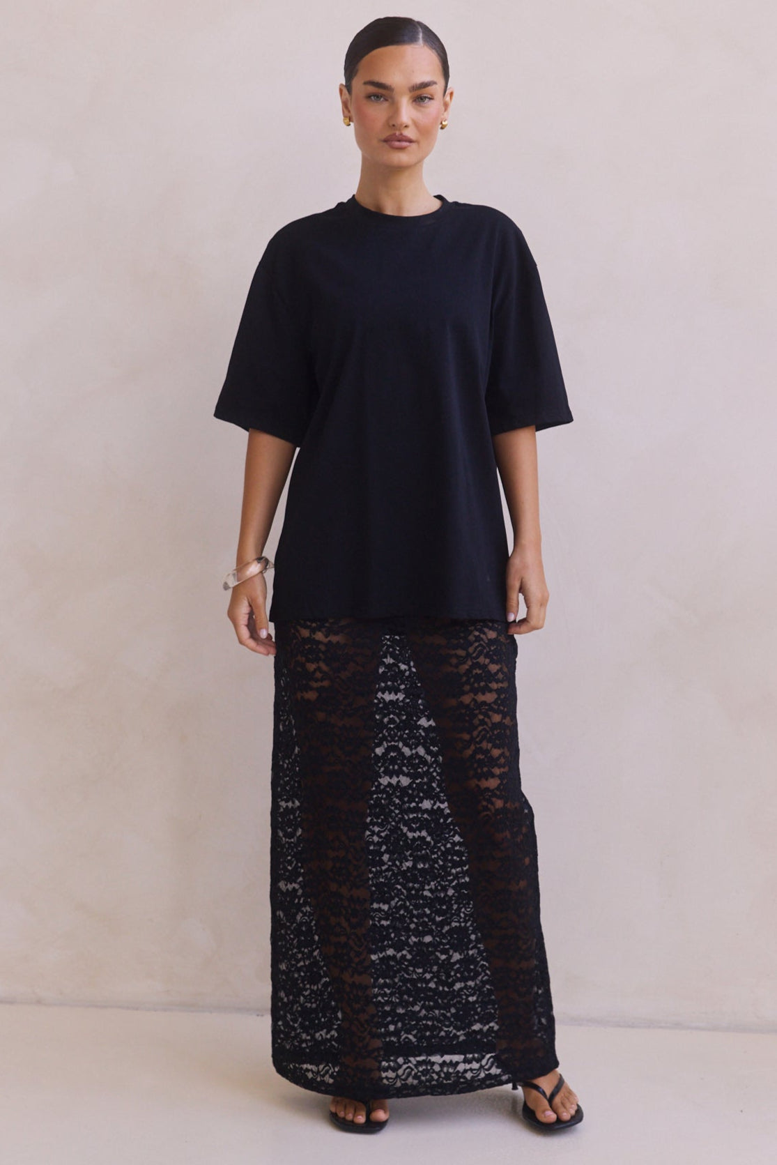 Reina Tee (Black)