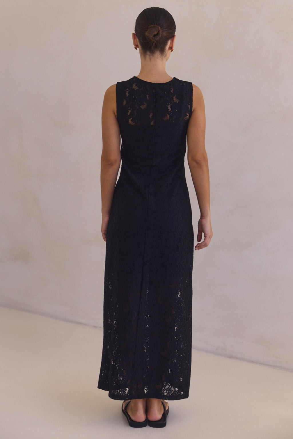 Mila Lace Midi Dress (Black)