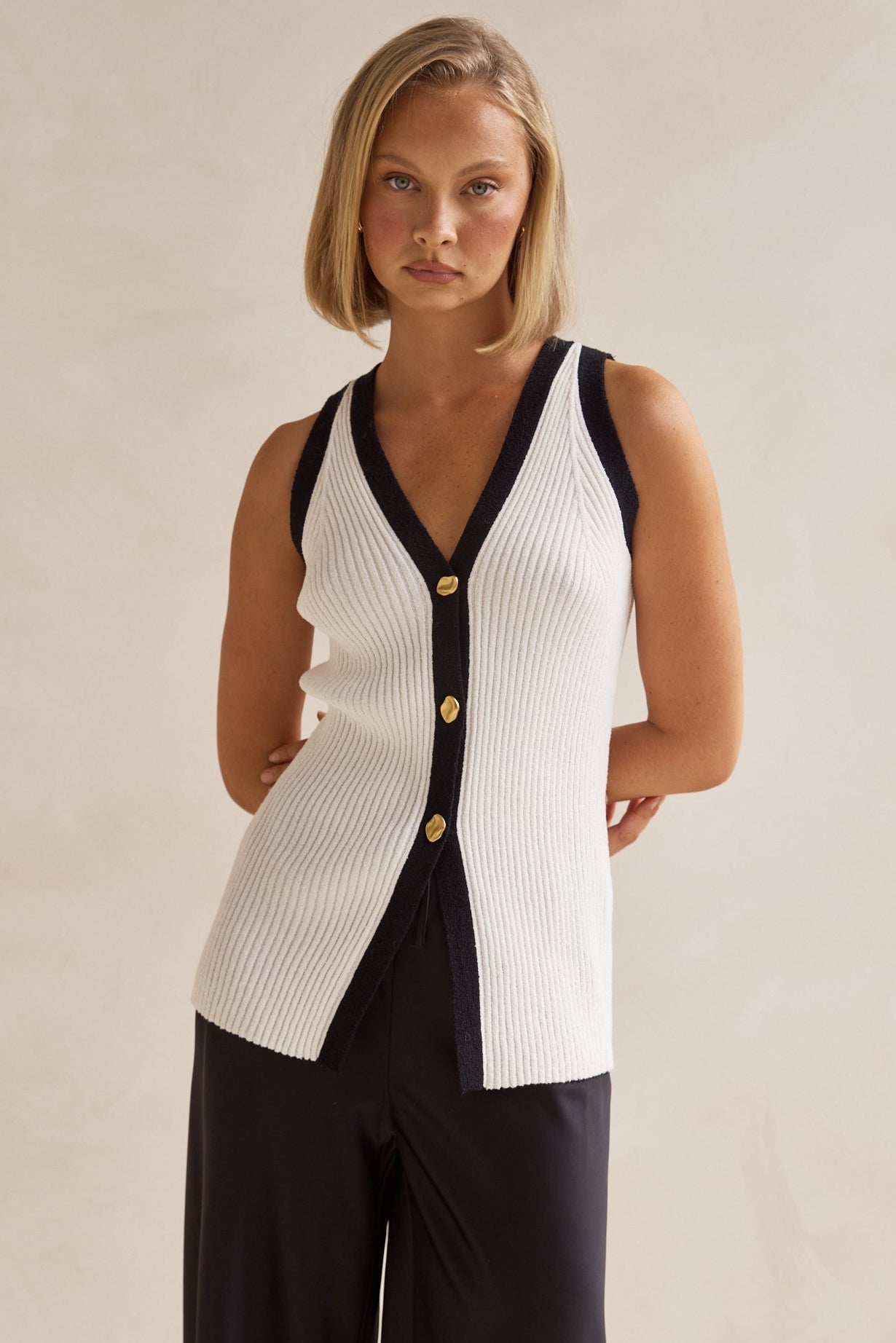 Blair Vest (Cream)