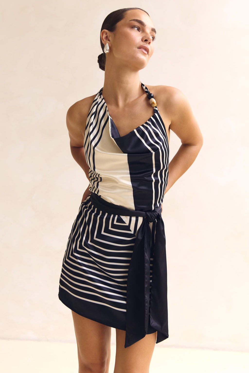 Novi Mini Dress (Black)