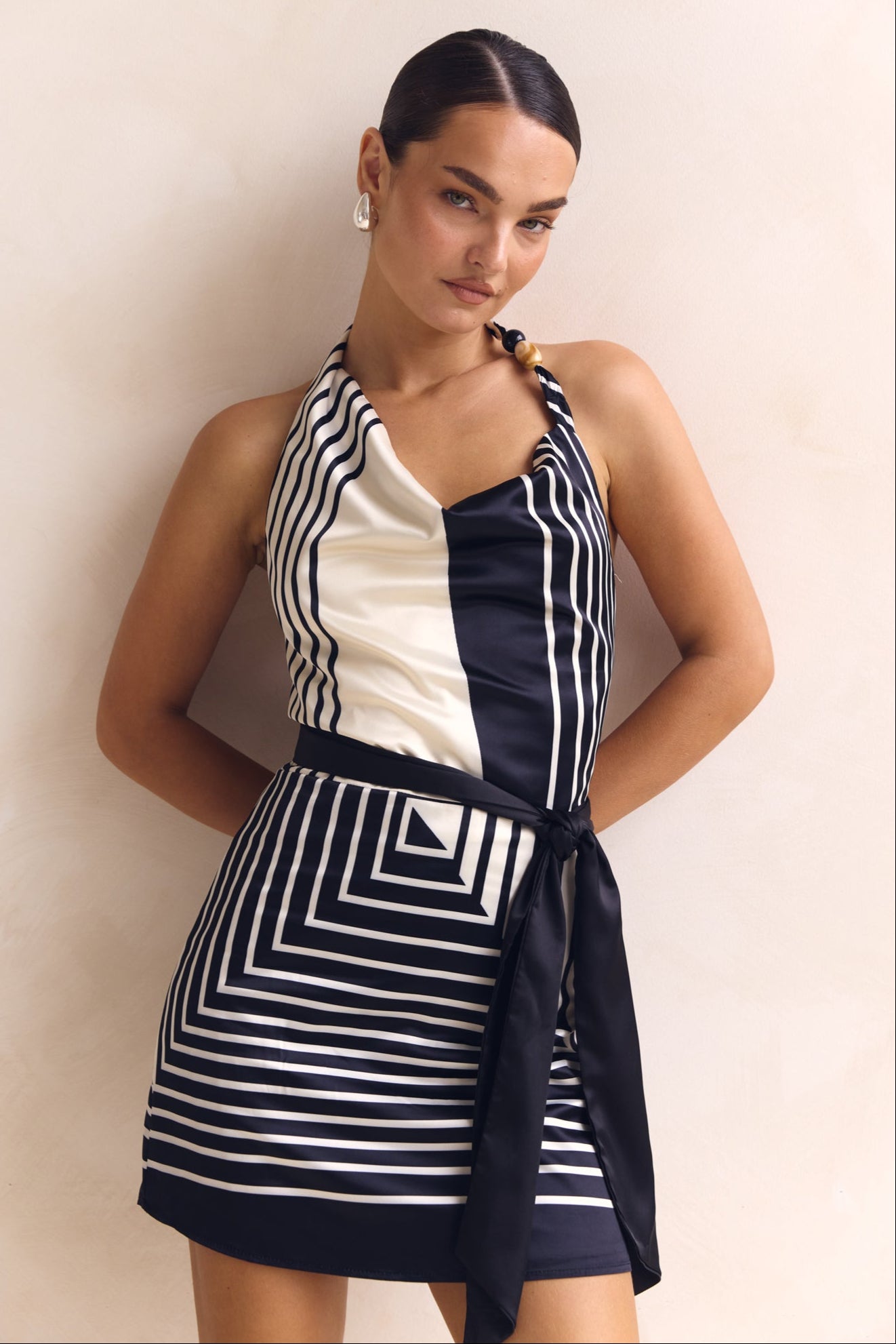 Novi Mini Dress (Black)