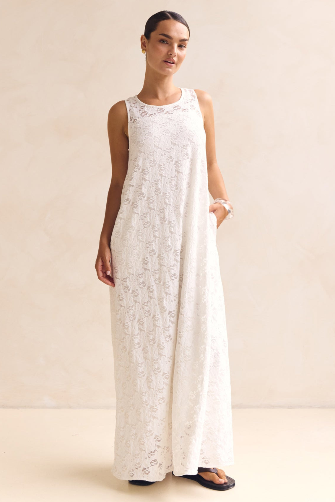Isabel Lace Maxi Dress (White)