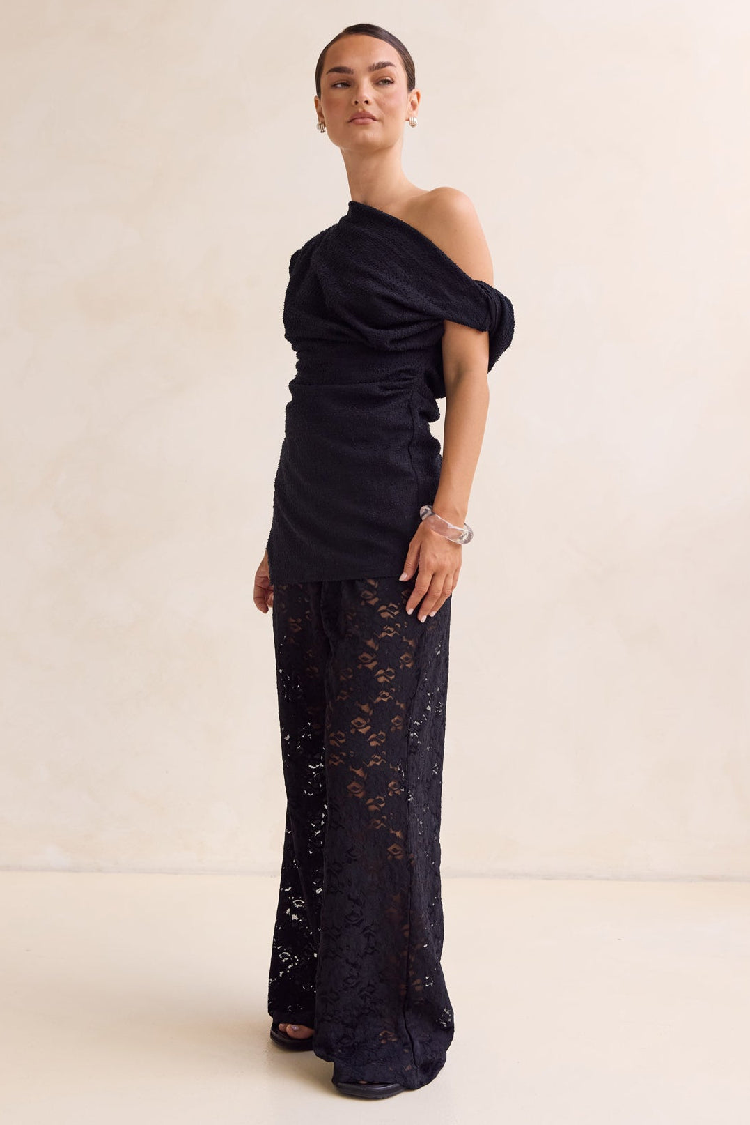 Evryn Top (Black)