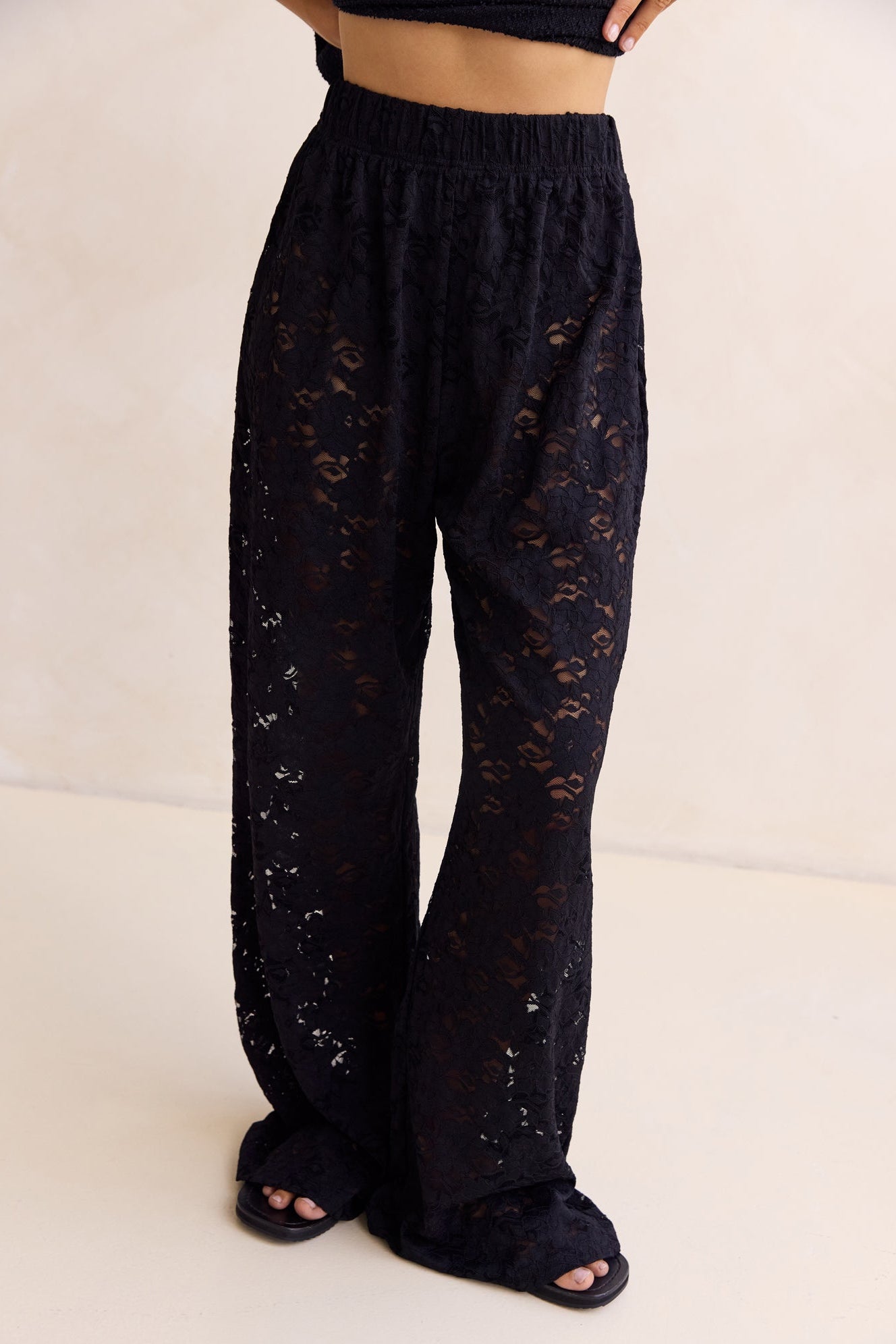 Thea Lace Pant (Black)
