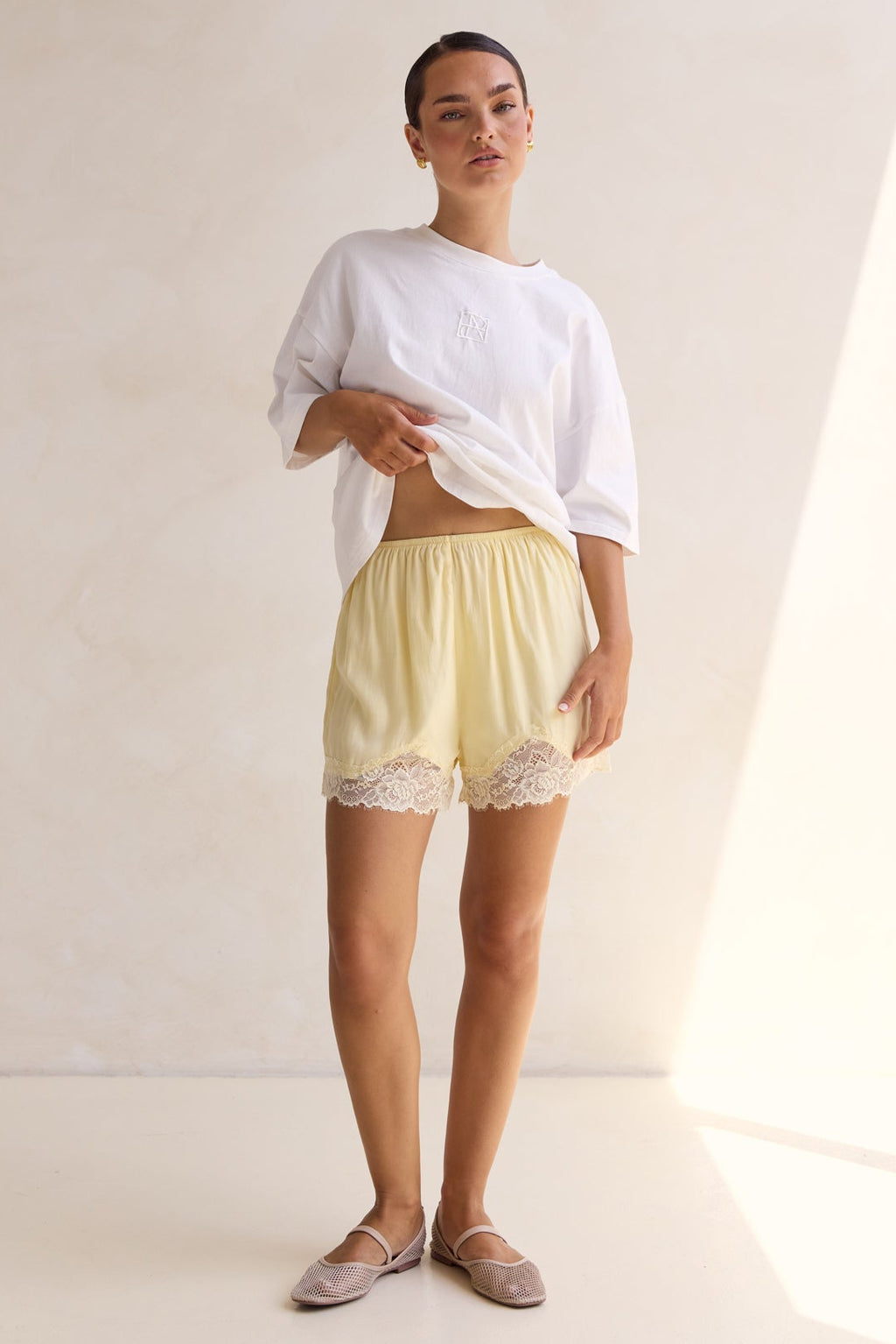 Leia Lace Short (Yellow)