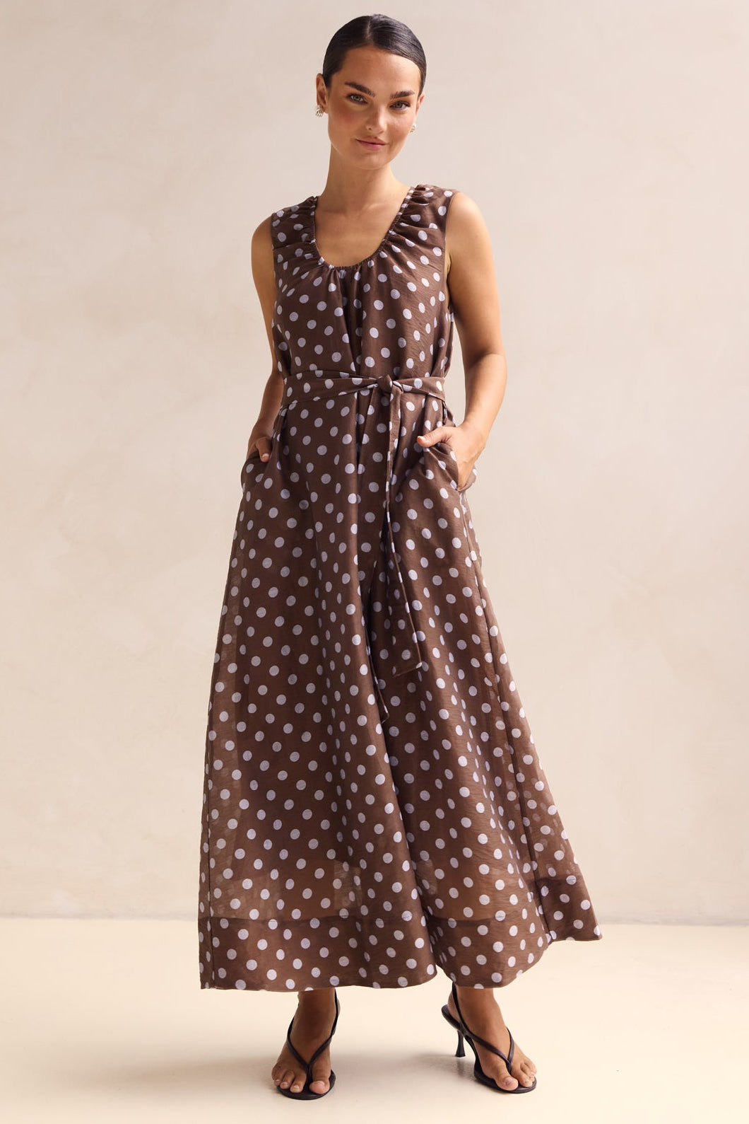 Rowie Maxi Dress (Chocolate)