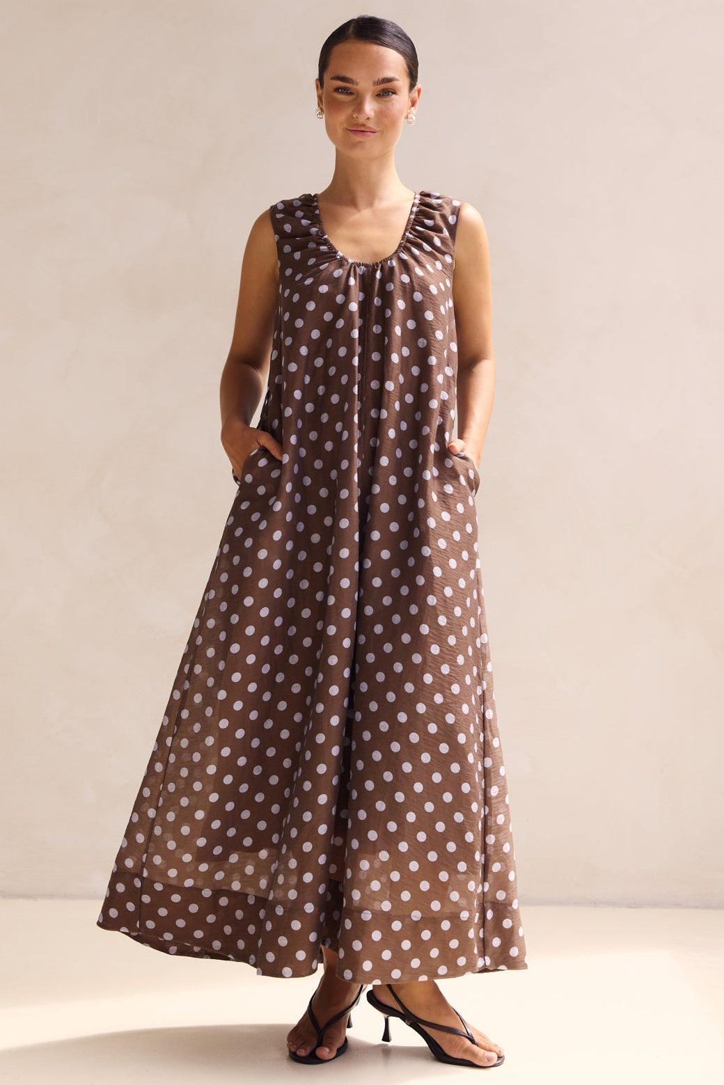 Rowie Maxi Dress (Chocolate)