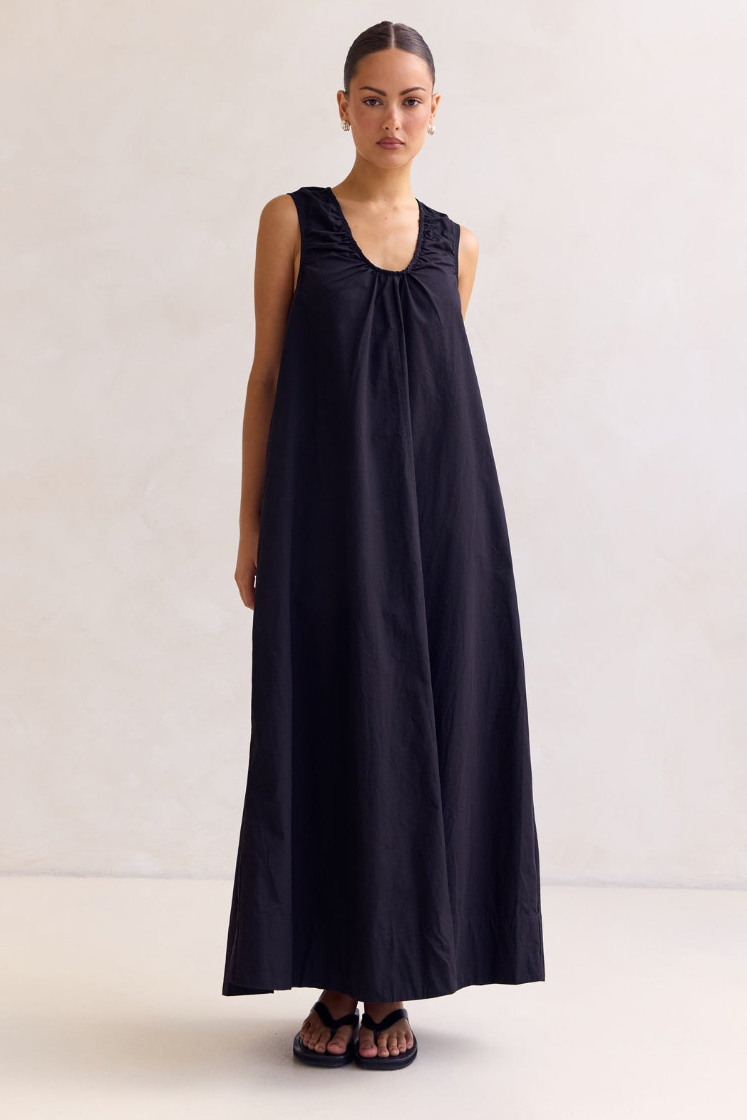 Raelle Maxi Dress (Black)
