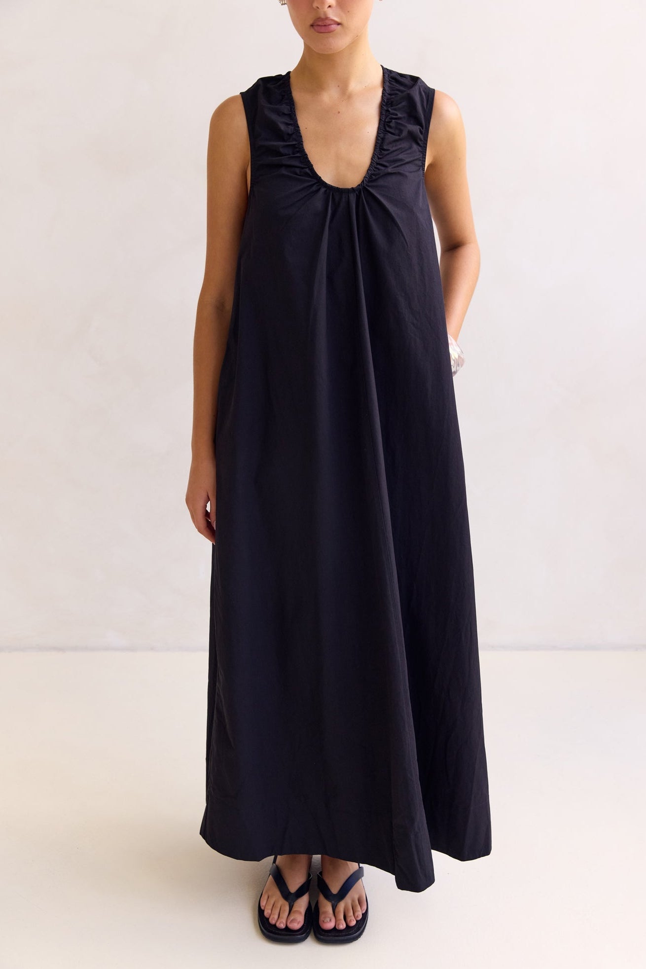 Raelle Maxi Dress (Black)