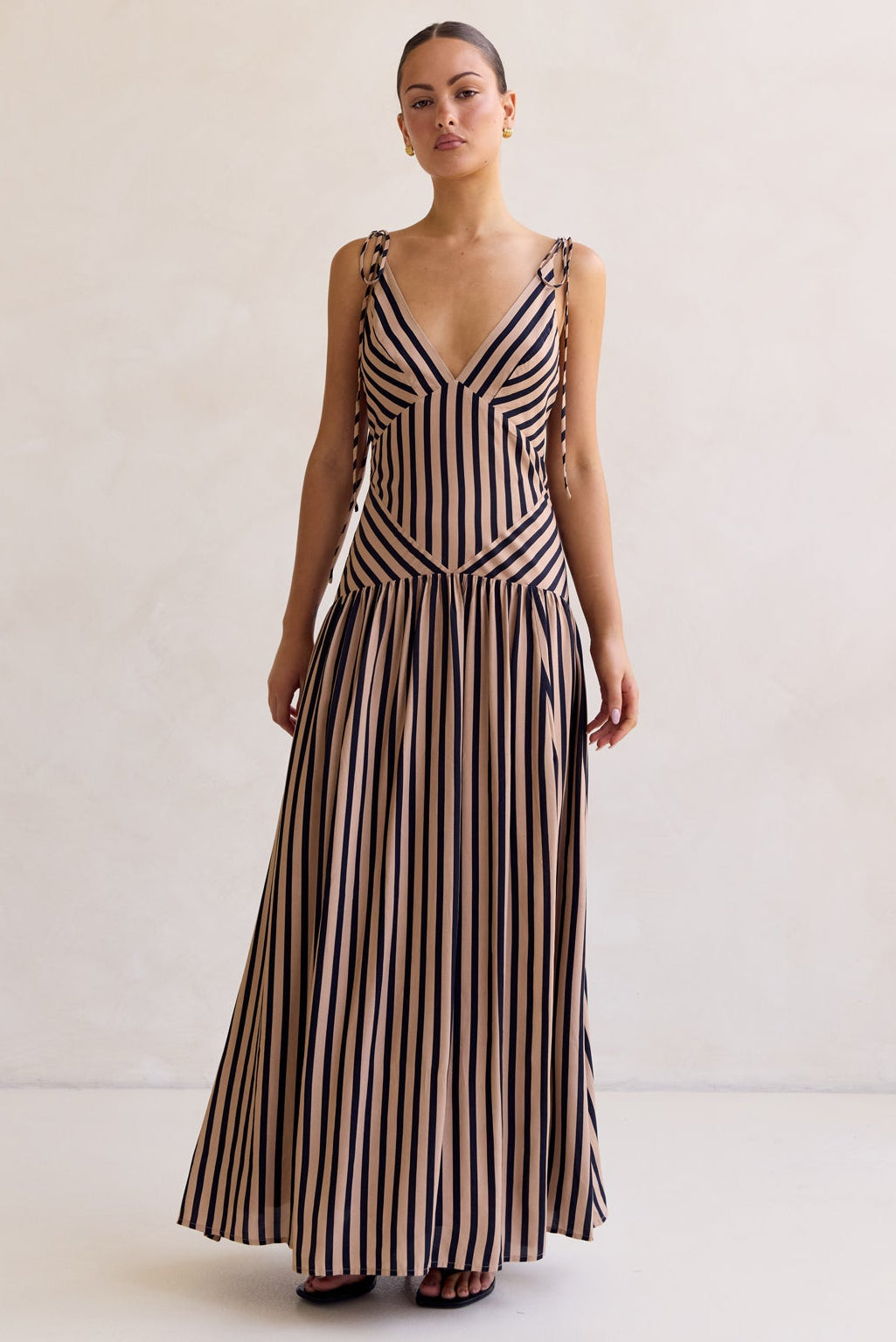 Vivian Maxi Dress (Chocolate)