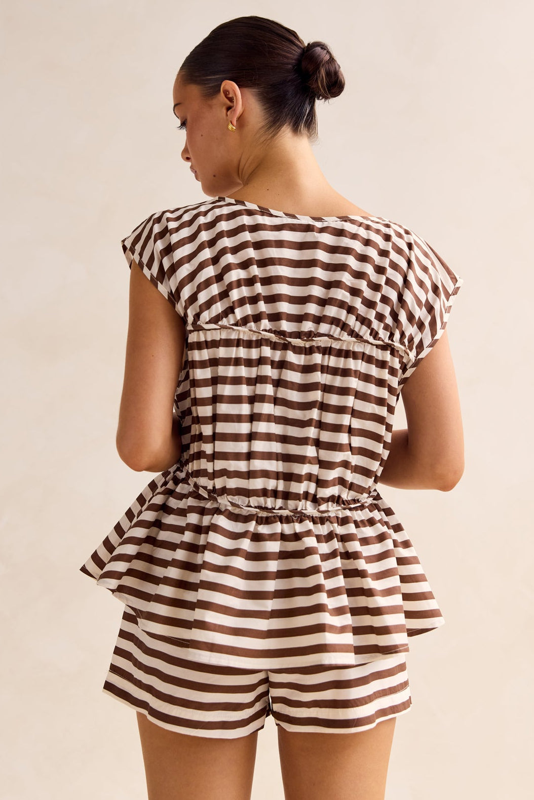 Jasmine Short (Chocolate)