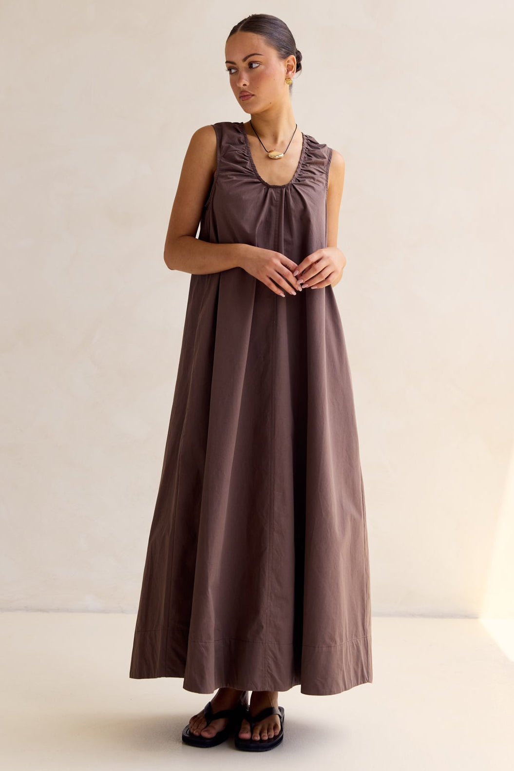 Raelle Maxi Dress (Chocolate)