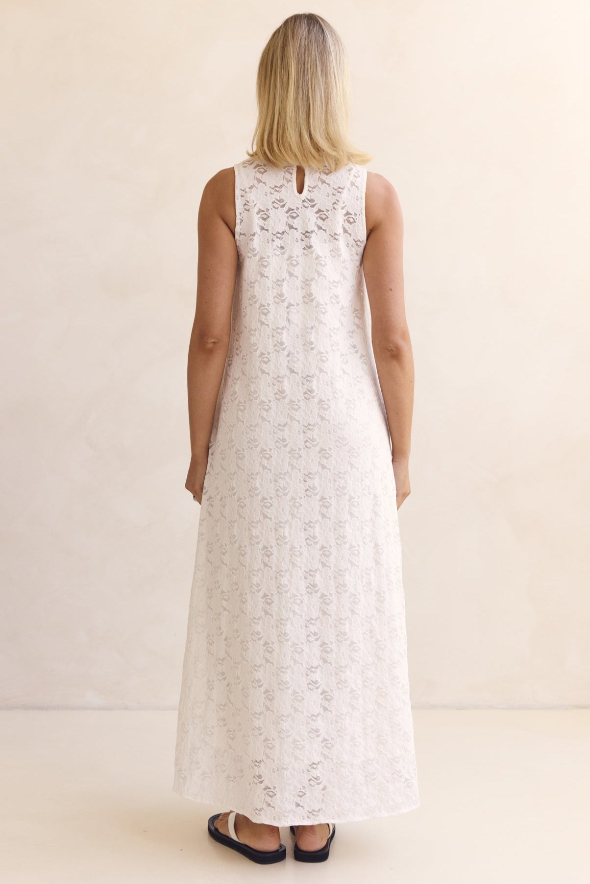 Isabel Lace Maxi Dress (White)