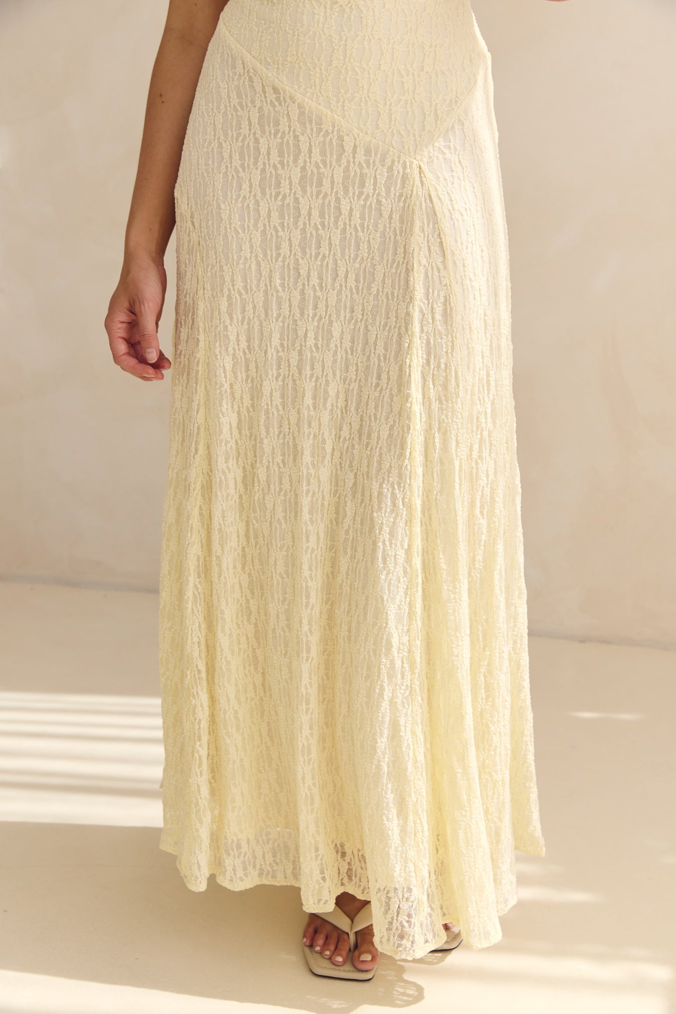 Gianna Lace Maxi Dress (Butter)