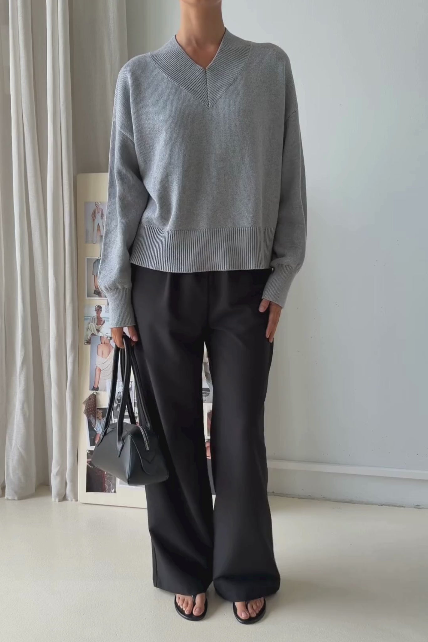 Reed V-Neck Jumper (Grey)