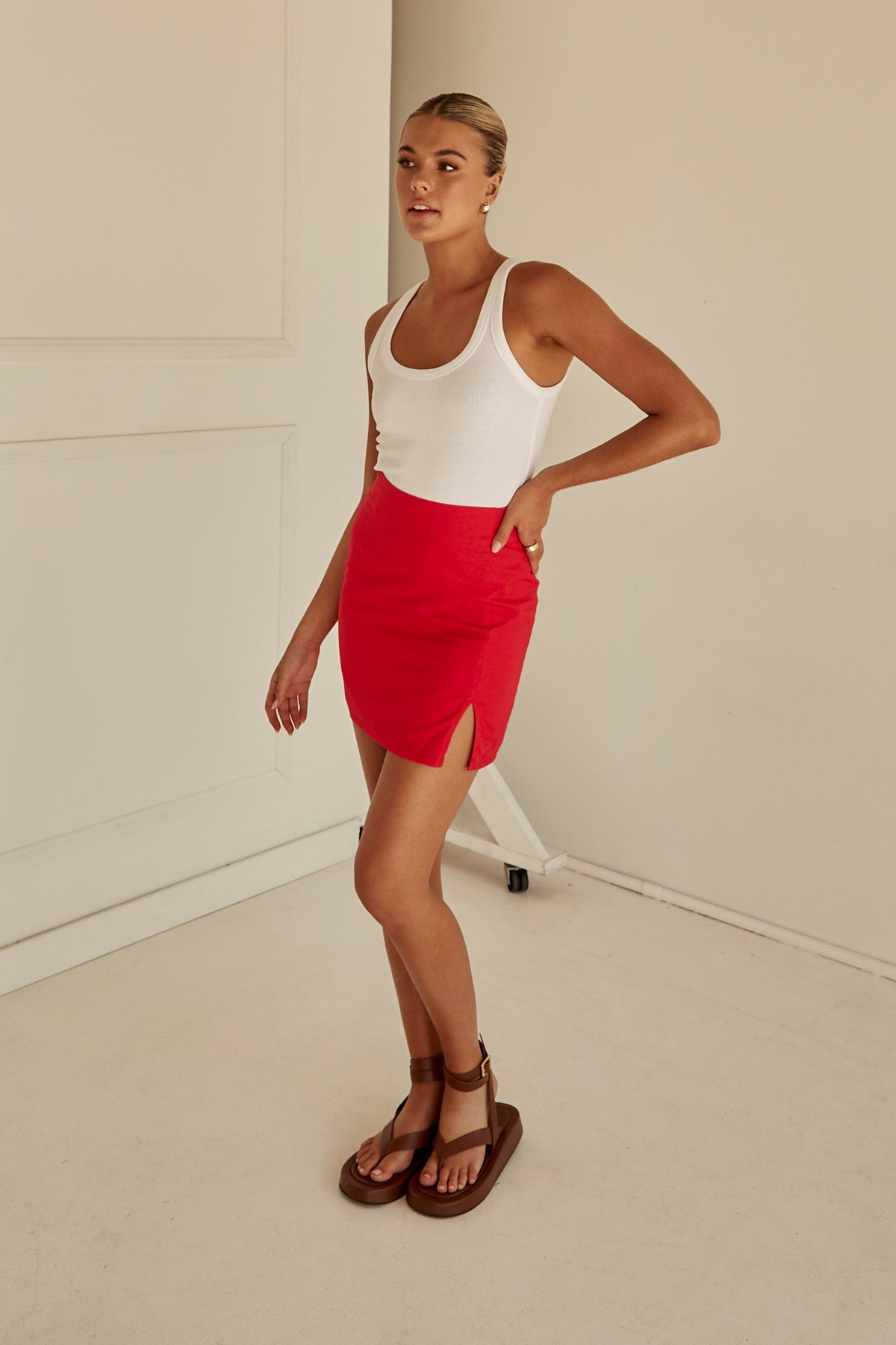 Yana Mini Skirt (Red)